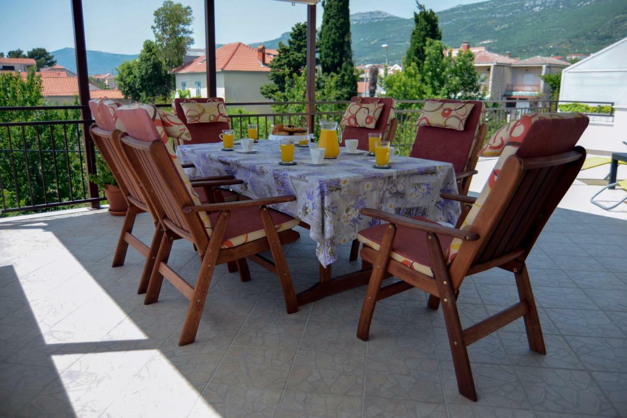 City Roof Top Apartment Cambi Kaštela المظهر الخارجي الصورة